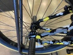 Se-bikes SE Bikes SE So Cal Flyer 24 Yellow Camo 2021 -Bicycle Specialty Store 2V15ZlM3TjCAxYikC1TlHrmP0