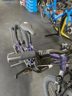 Cannondale Trail 26 Mountain Bike Purple Haze 2022 -Bicycle Specialty Store 3xQpPT67v2fBBsEwuIHfHYylk