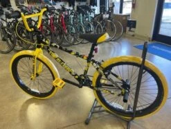 Se-bikes SE Bikes SE So Cal Flyer 24 Yellow Camo 2021 -Bicycle Specialty Store PvuIahdS34LhyhL8yvK3kopuo