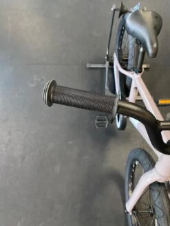 Batch Bicycles Batch 20" Kids Bicycle Vapor Grey 2022 10 Batch Bicycles Batch 20" Kids Bicycle Vapor Grey 2022 -Bicycle Specialty Store fp2mqxU2nwutHzYAaEz6MJsT8